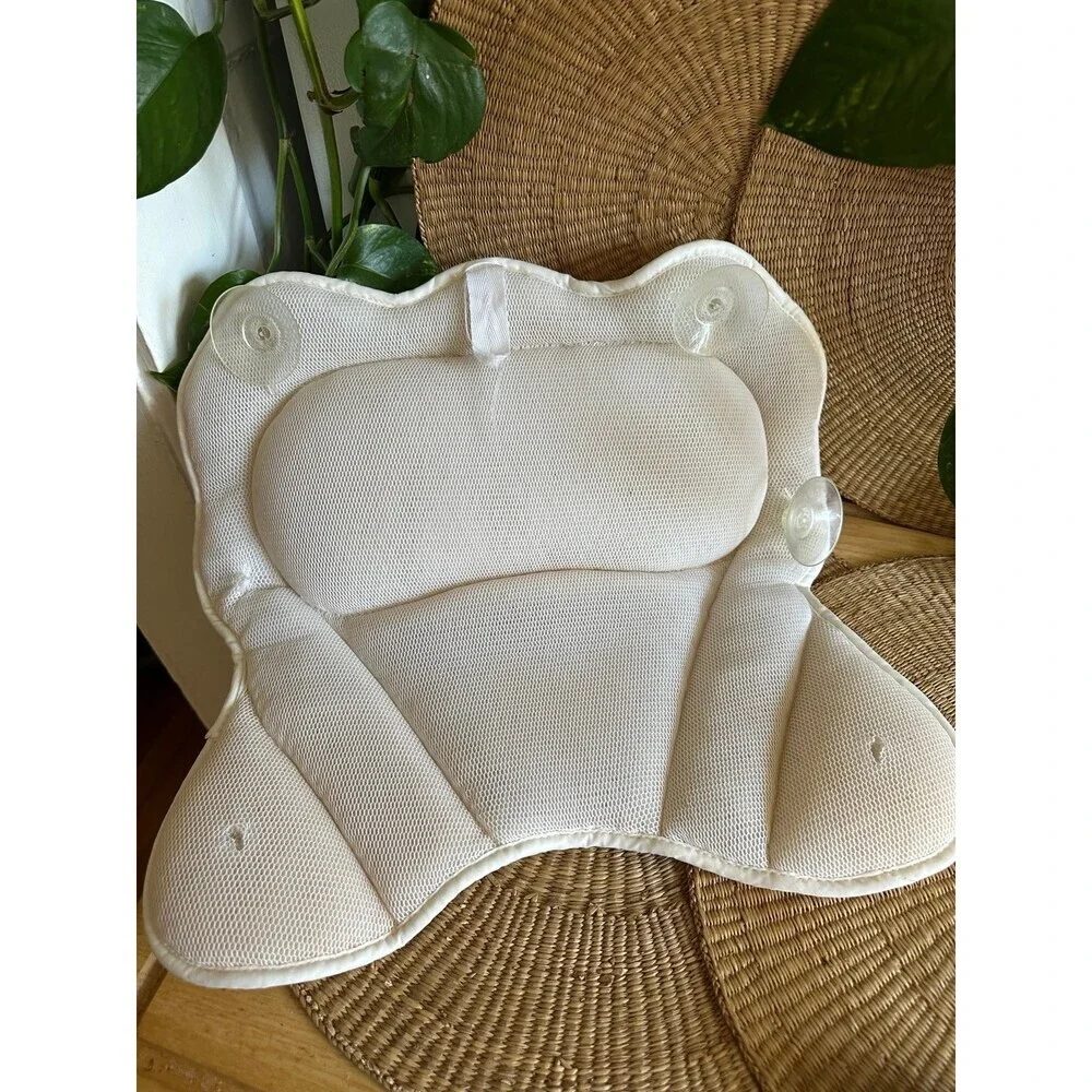 Bath pillow